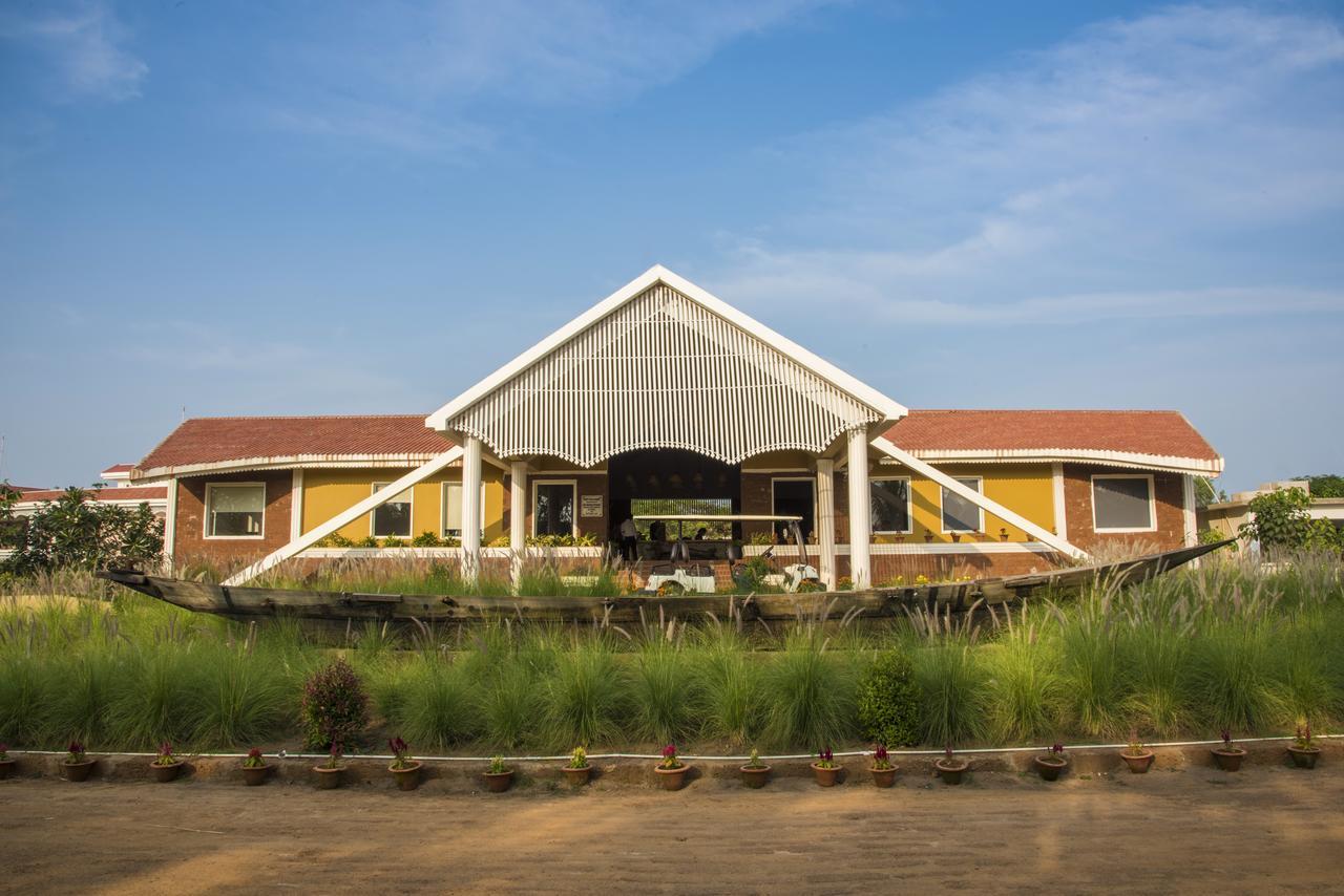 Swosti Chilika Resort Kanaipur Buitenkant foto