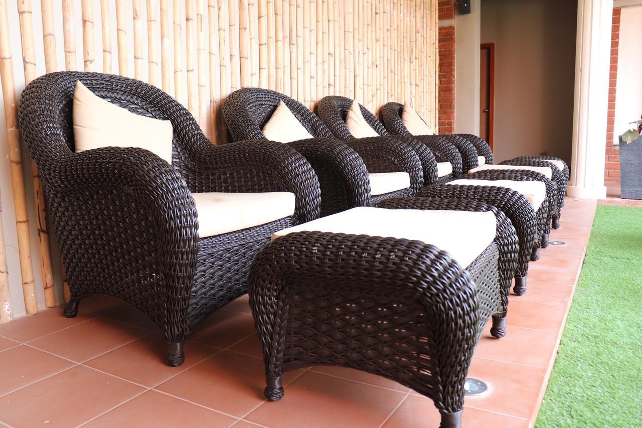 Swosti Chilika Resort Kanaipur Buitenkant foto