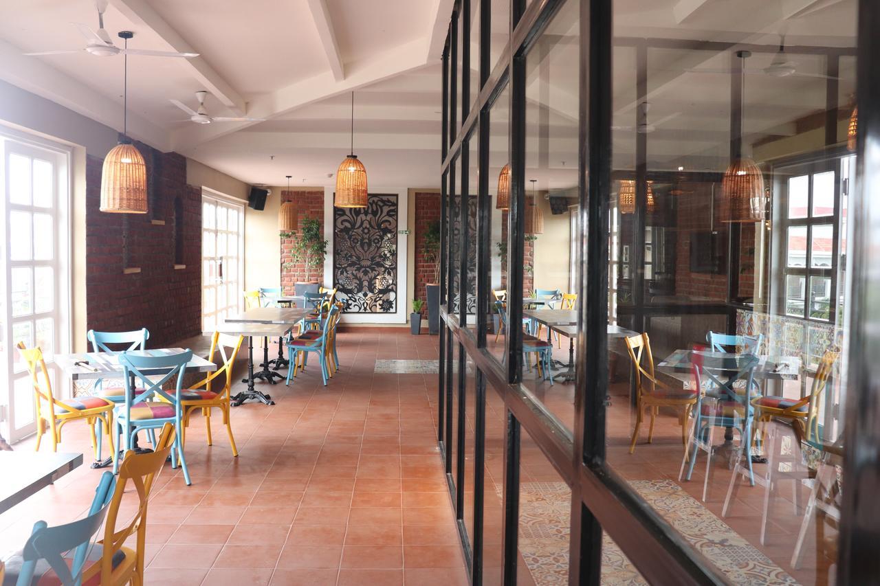 Swosti Chilika Resort Kanaipur Buitenkant foto