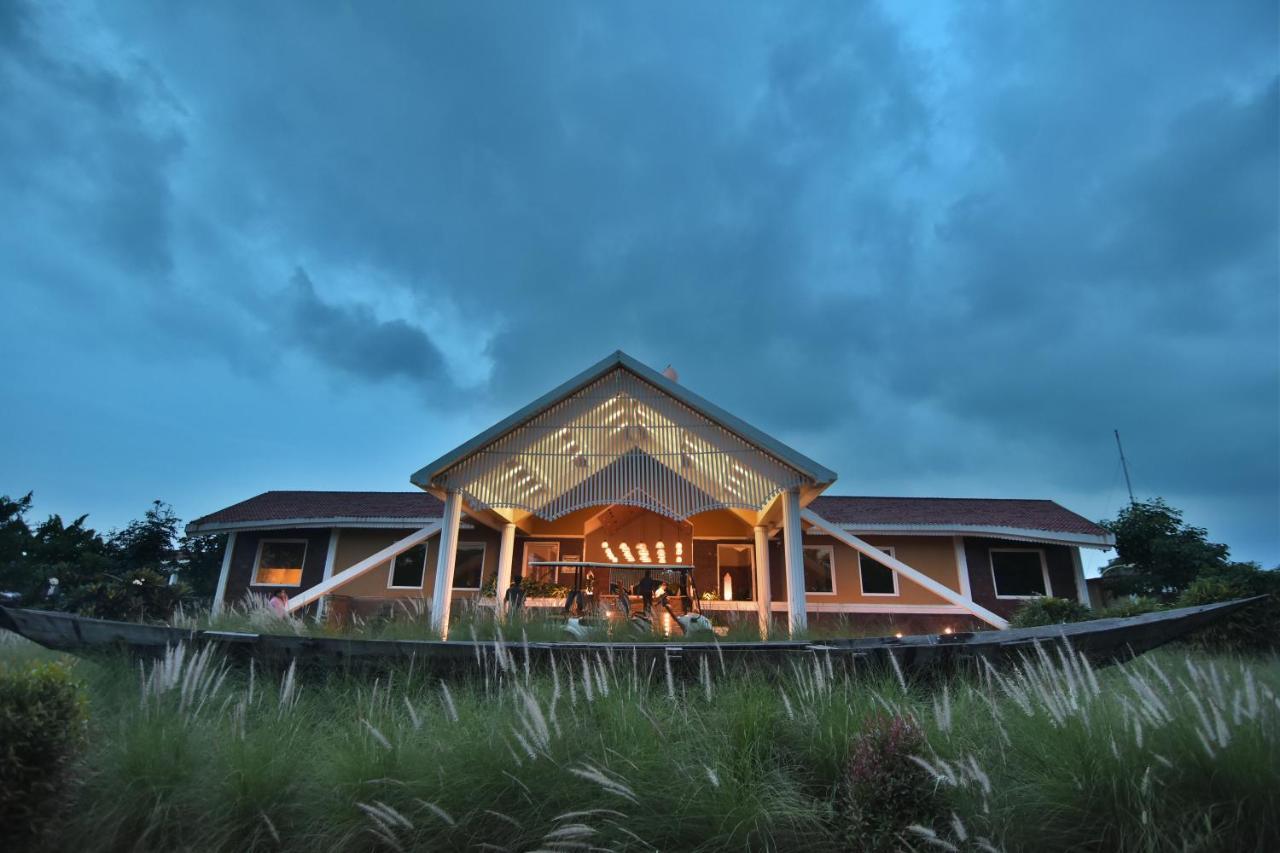 Swosti Chilika Resort Kanaipur Buitenkant foto